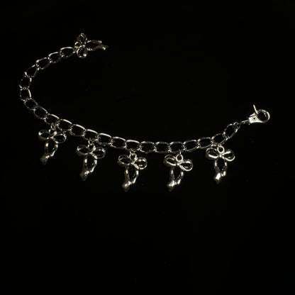 Y2K Cool Silver Metal Bow Chain Bracelet Retro Millennium Bracelet for Women